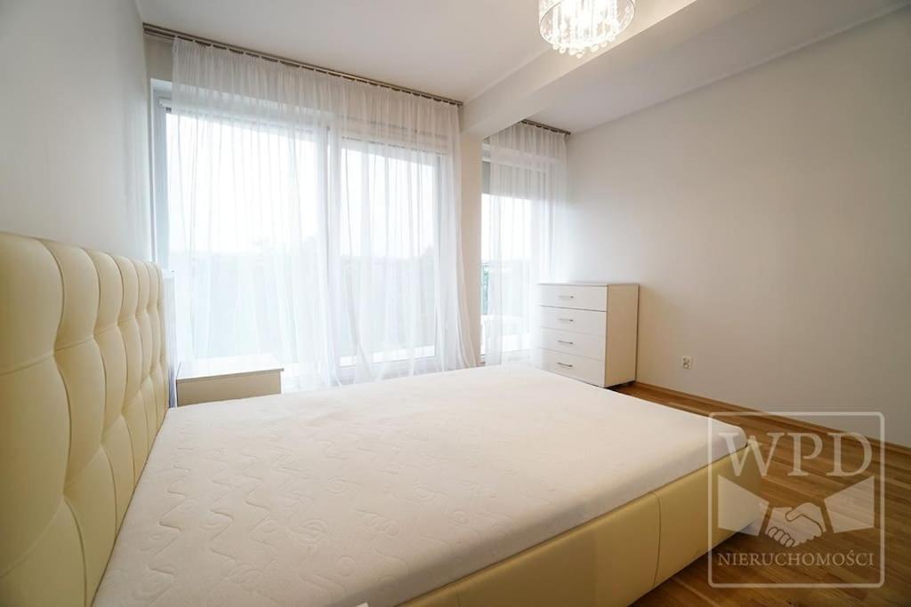 Modern Apartment-City Center-New Building-Garage Wroclaw Ngoại thất bức ảnh